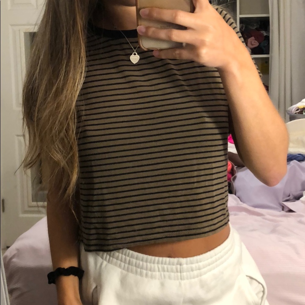 Brandy Melville shirt ✨